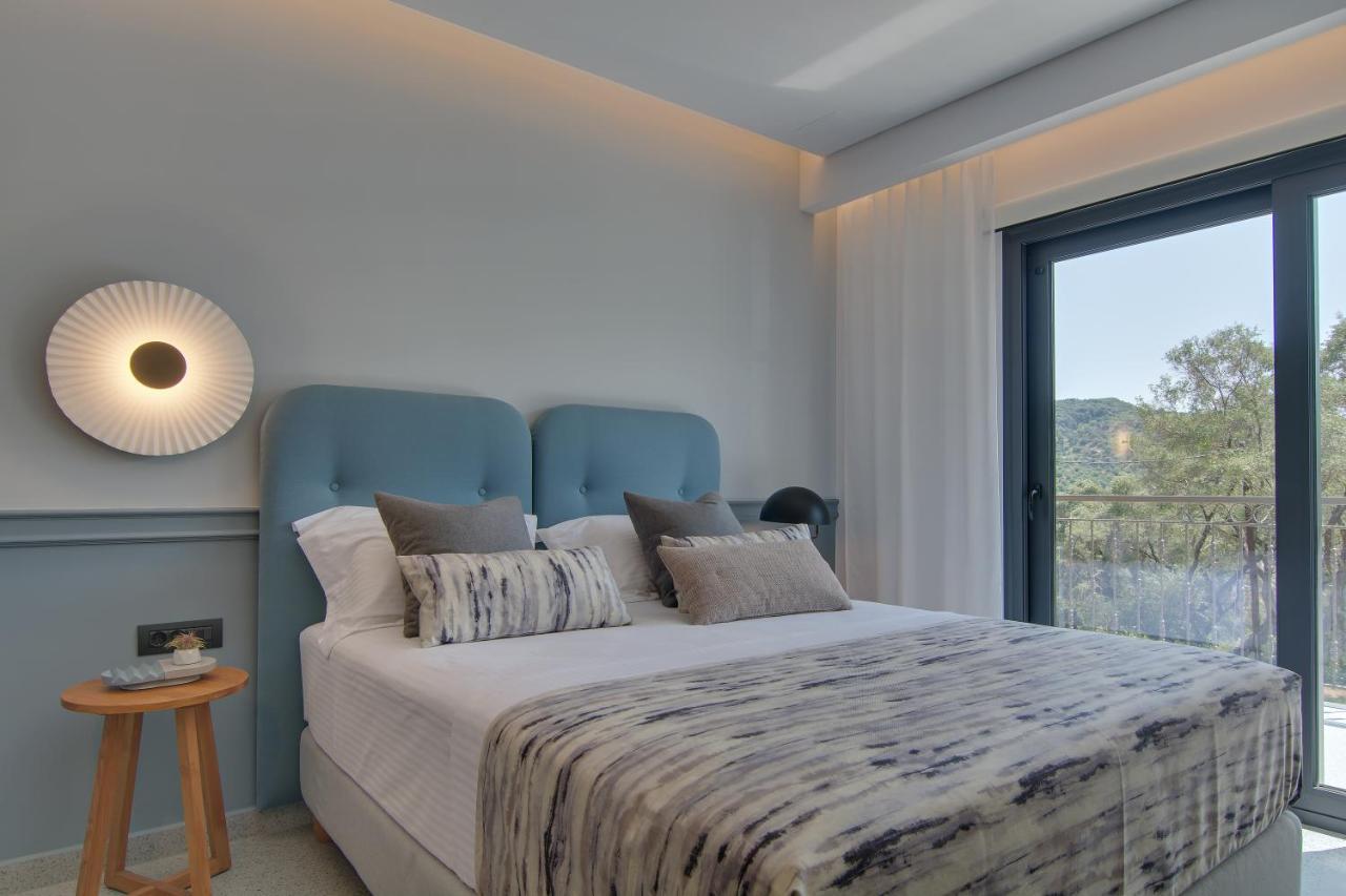 Charisma Boutique Hotel Parga Bagian luar foto